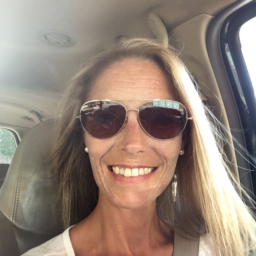 Meet your Posher, Ashley